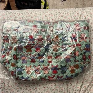 Vera Bradley Essential Grand Tote